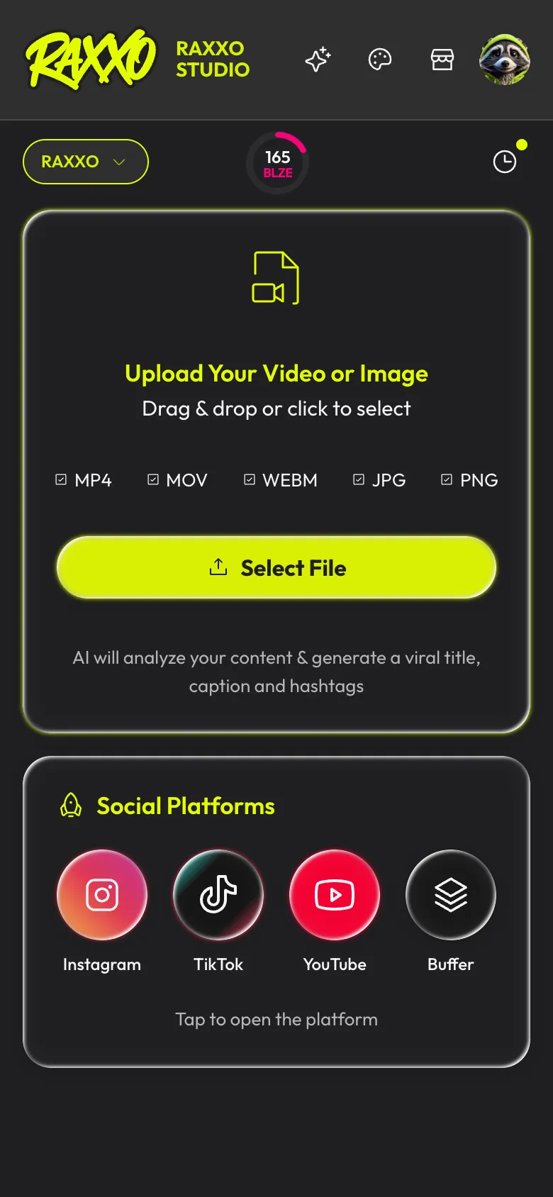 RAXXO Studio on mobile